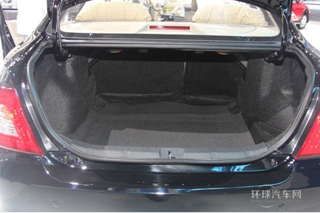 2014款 越級版 1.5L 標準型