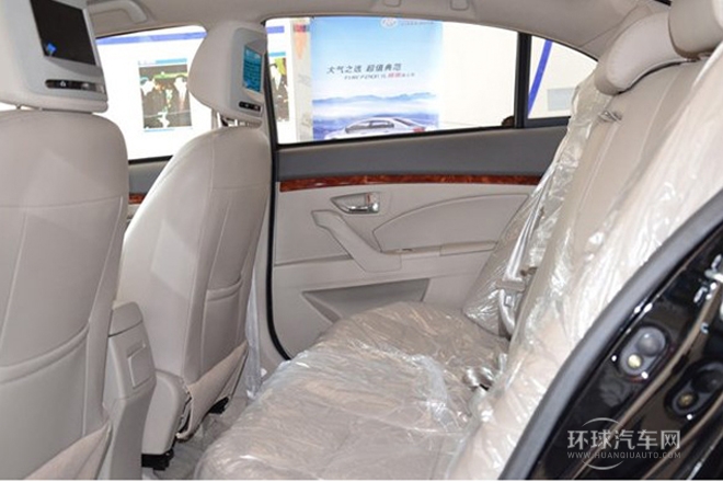 2014款 越級版 1.5L 標(biāo)準(zhǔn)型