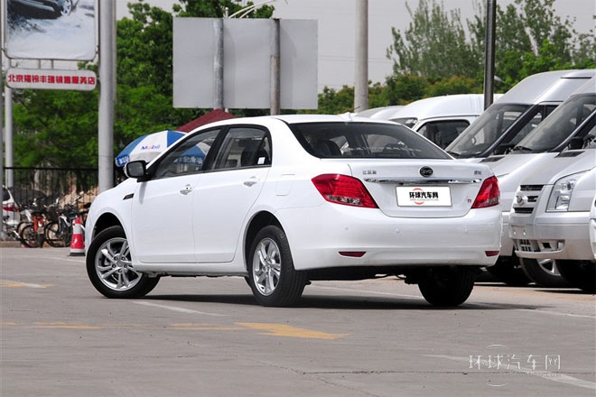 2014款 1.5TI 手動豪華型