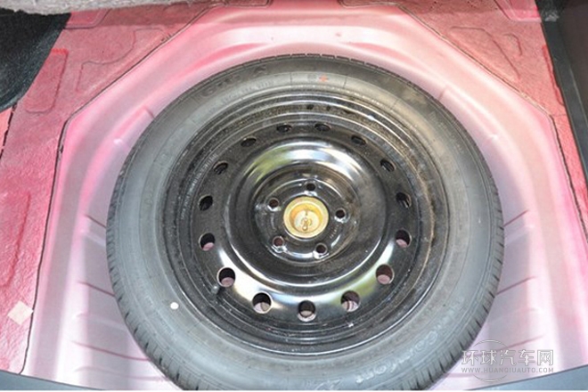 2014款 越級版 1.5L 豪華型