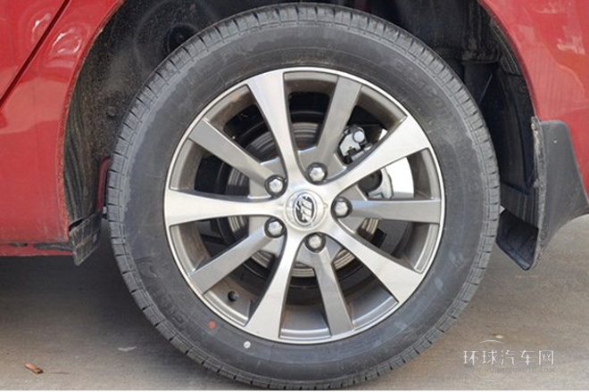 2014款 越級版 1.5L 豪華型