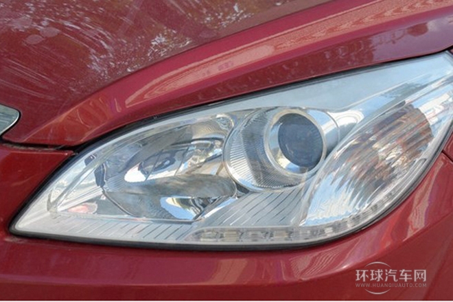 2014款 越級版 1.5L 豪華型