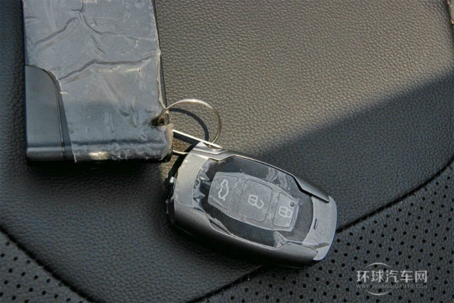 2014款 1.5TI 手動尊貴型