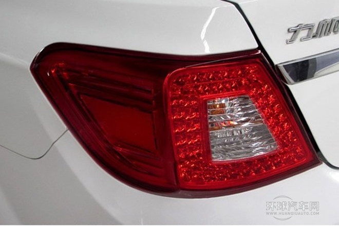 2013款 1.8L 舒雅標(biāo)準(zhǔn)型