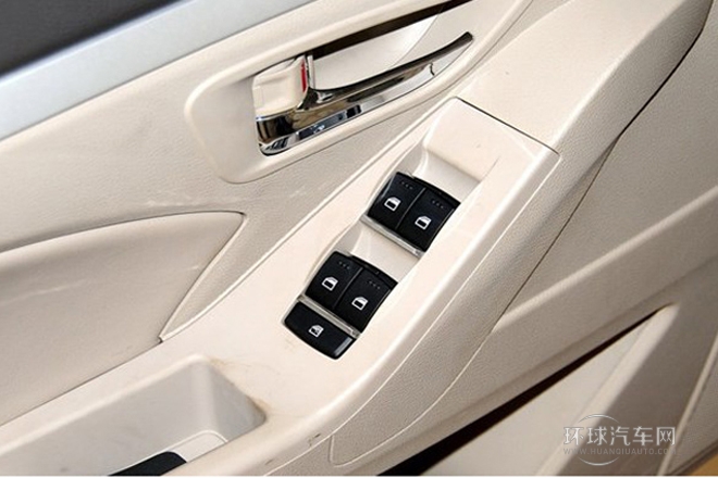 2013款 1.8L 舒雅豪華型