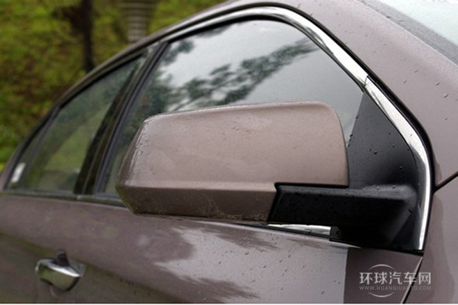 2013款 1.8L 標(biāo)準(zhǔn)型LX