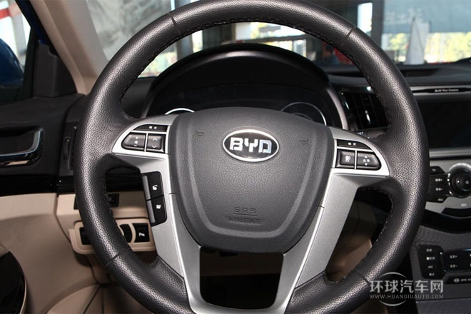 2013款 1.5TI 手動(dòng)尊貴型