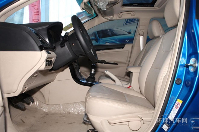 2013款 1.5TI 手動尊貴型