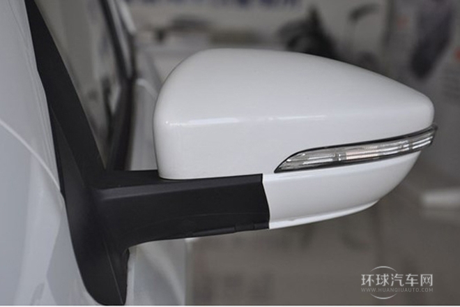 2014款 1.3L 手動(dòng)標(biāo)準(zhǔn)型