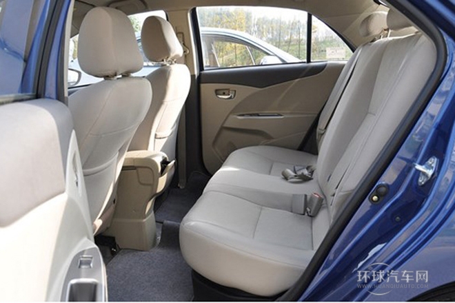 2014款 1.5L 手動標準型