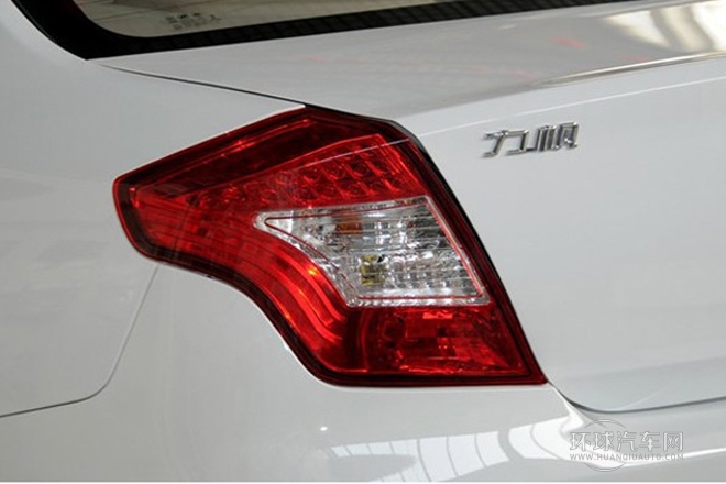 2014款 1.5L 手動豪華型
