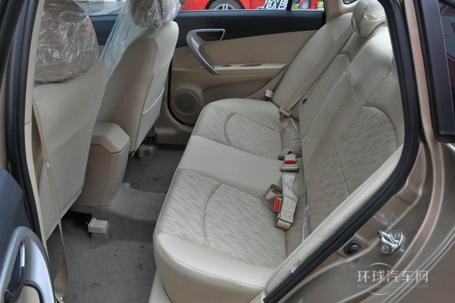 2013款 1.5L 手動(dòng)舒適型CNG