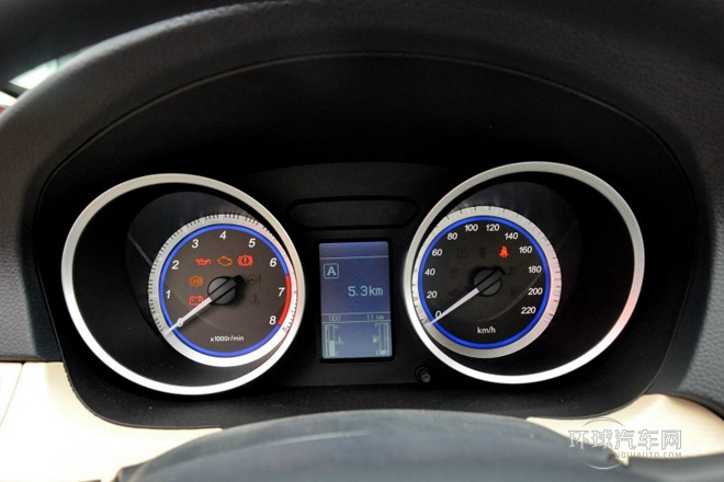 2013款 1.5L 手動舒適型CNG