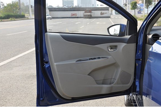 2014款 1.5L CVT旗艦型