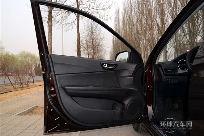 2014款 1.5T 手動智控型