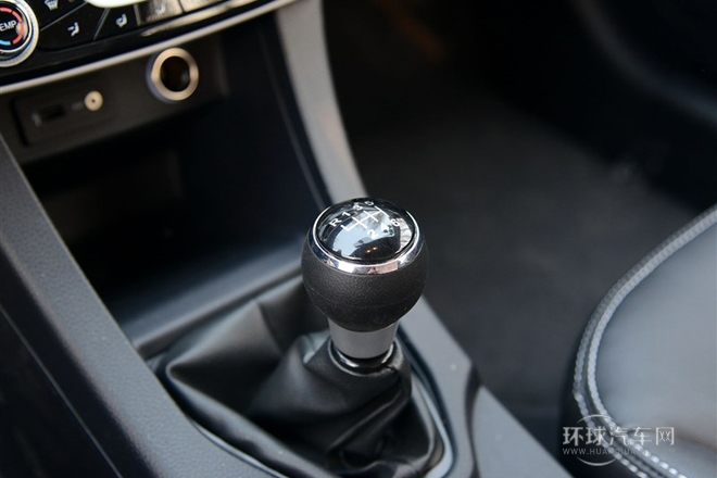 2014款 1.5T 手動智控型