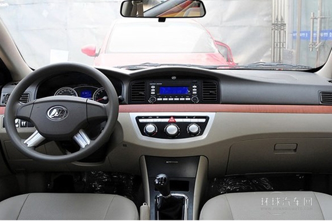 2012款 1.5L 手動舒適A型