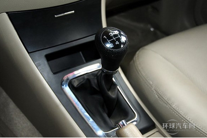 2012款 1.5L 手動舒適B型