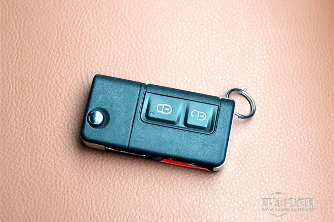 2013款 2.0L 自動智享型