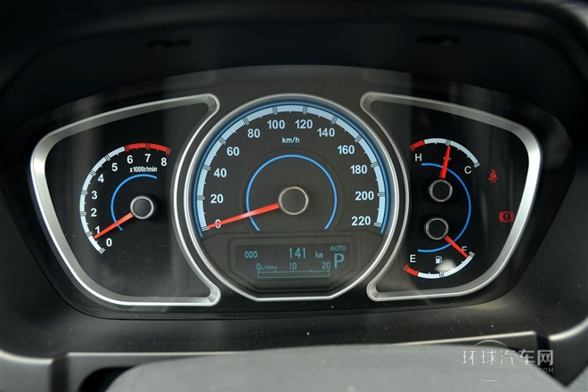 2013款 2.0L 自動智享型