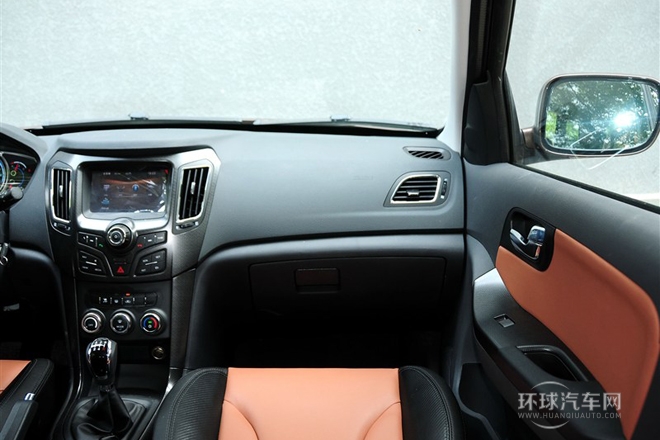 2013款 2.0L 手動智享型