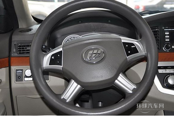 2012款 1.5L 手動(dòng)旗艦型