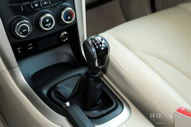 2013款 2.0L 手動智尚型