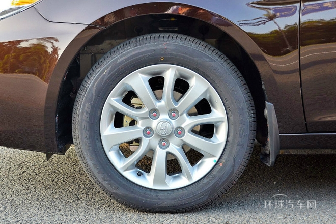 2014款 1.5L CVT豪華型