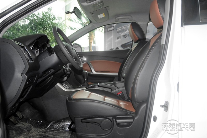 2014款 1.6L 手動智騁型