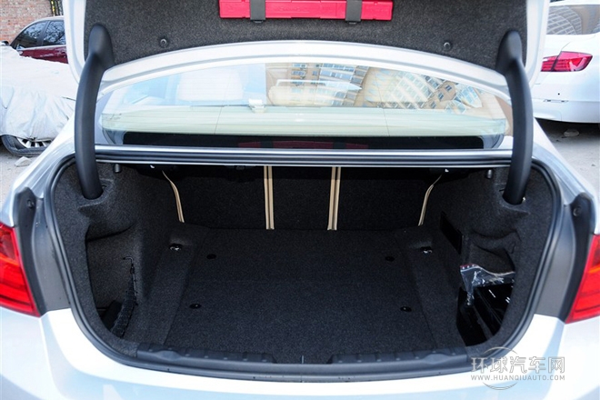 2014款 320i 時尚型