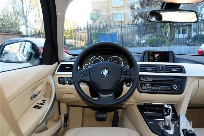 2014款 320i 時尚型