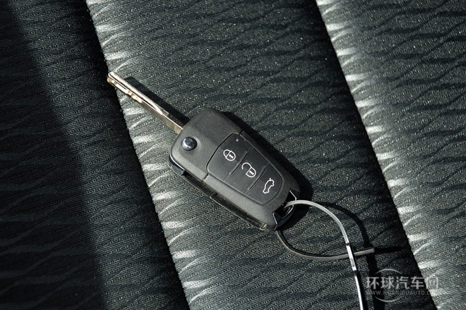 2014款 1.6L 手動智炫型