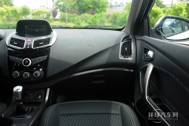 2014款 1.6L 手動智炫型