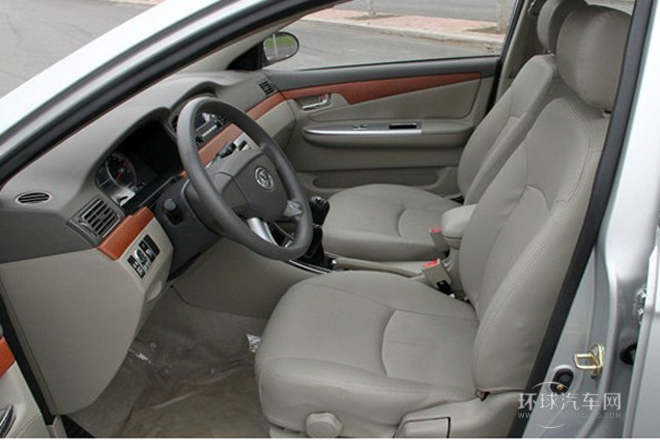 2012款 1.5L 手動舒適B型CNG