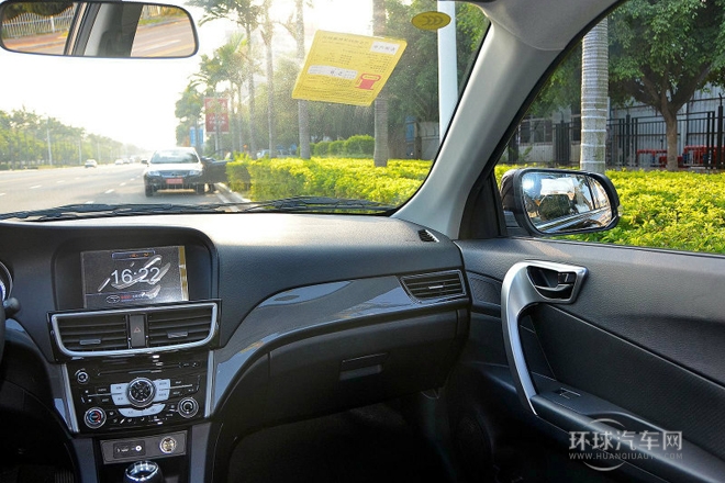 2014款 1.5L CVT豪華型