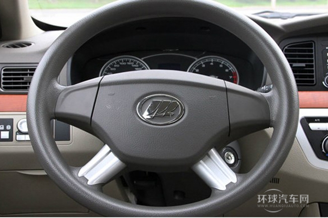 2012款 1.5L 手動舒適B型CNG