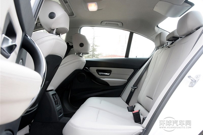 2014款 320i 運(yùn)動設(shè)計套裝