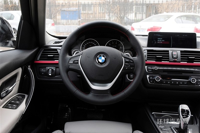 2014款 320i 運動設(shè)計套裝