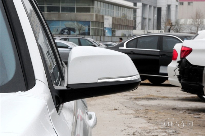 2014款 320i 運動設(shè)計套裝