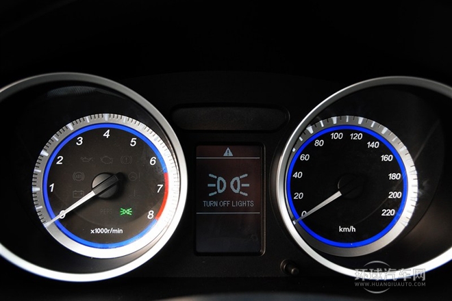 2014款 1.5L 手動(dòng)豪華型