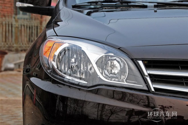 2014款 1.5L 手動(dòng)豪華型