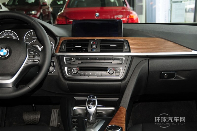 2014款 320Li 風(fēng)尚設(shè)計套裝