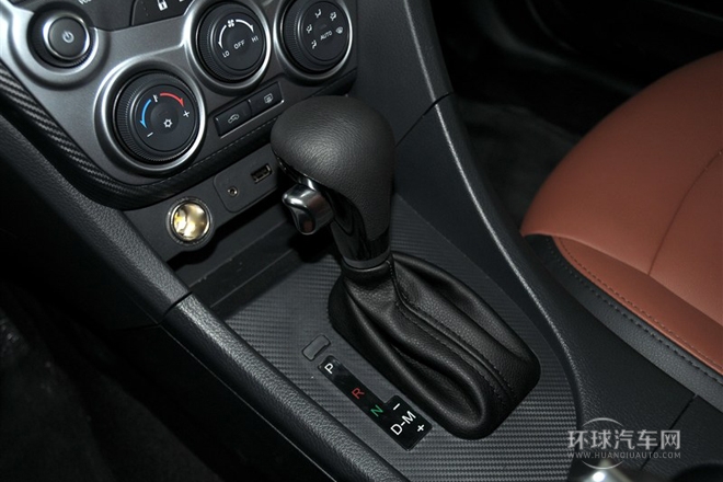 2014款 1.6L 自動(dòng)尊貴型