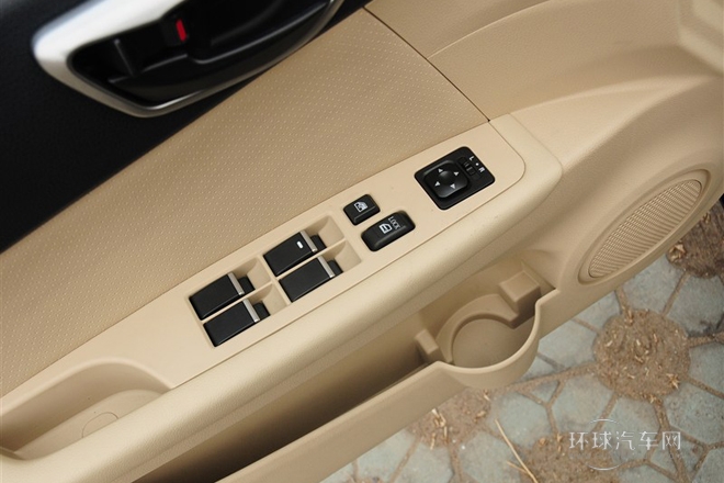 2014款 1.5L CVT舒適型