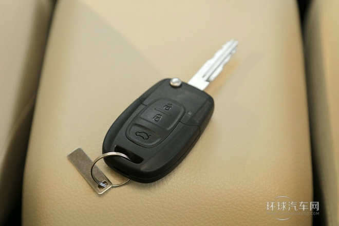 2014款 1.5L 手動舒適型