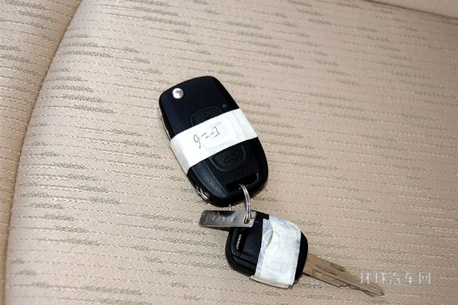 2014款 1.5L 手動標準型