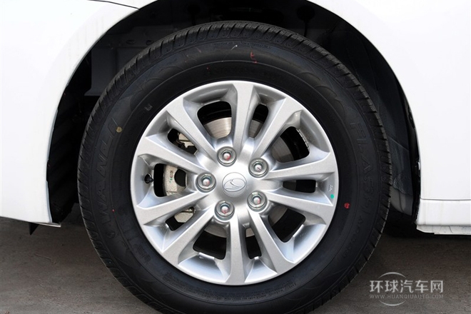 2014款 1.5L 手動標(biāo)準(zhǔn)型