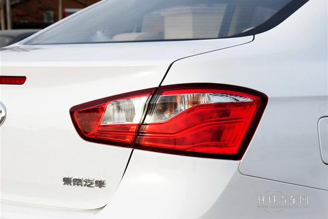 2014款 1.5L 手動標準型