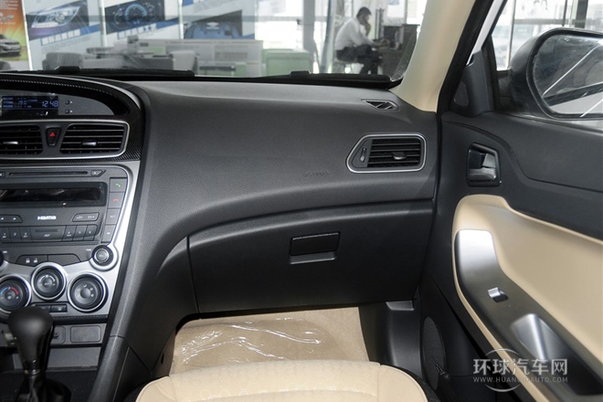 2014款 1.6L 手動尊貴型