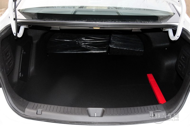 2014款 1.6L 手動(dòng)舒適型